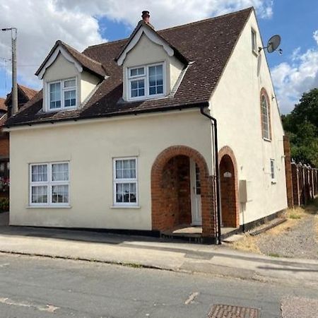 37 The Street, Weeley, Clacton On Sea, Essex Co16 9Jd מראה חיצוני תמונה